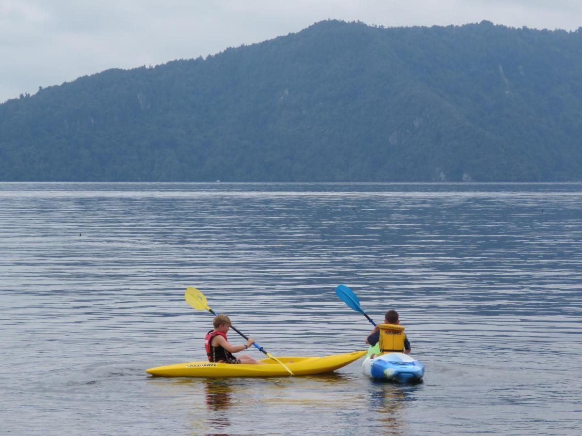 Lake Rotoiti Lakehouse Retreat 로토루아 외부 사진